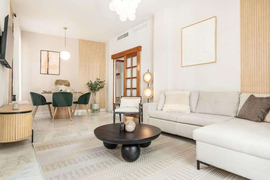 Apartment And Support - Charitable By Rems Málaga