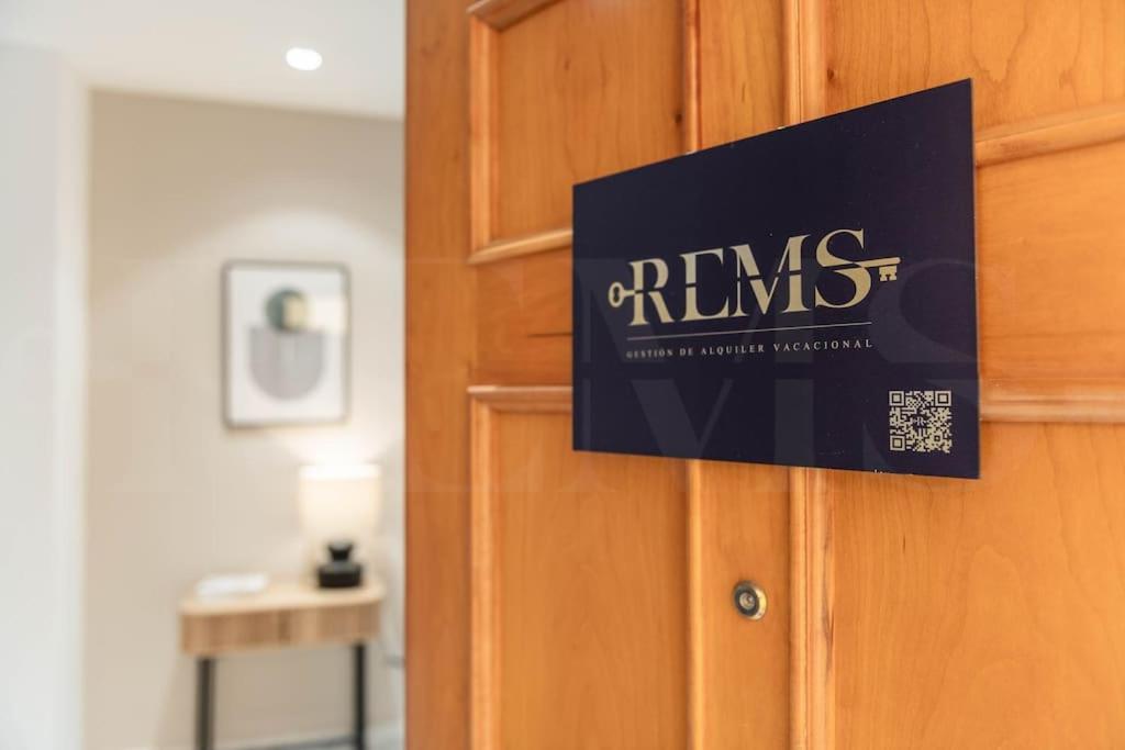 And Support - Charitable By Rems Apartment *